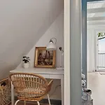 Seaside Charm And Panoramic View *