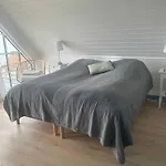 Seaside Charm And Panoramic View ハザスレウ